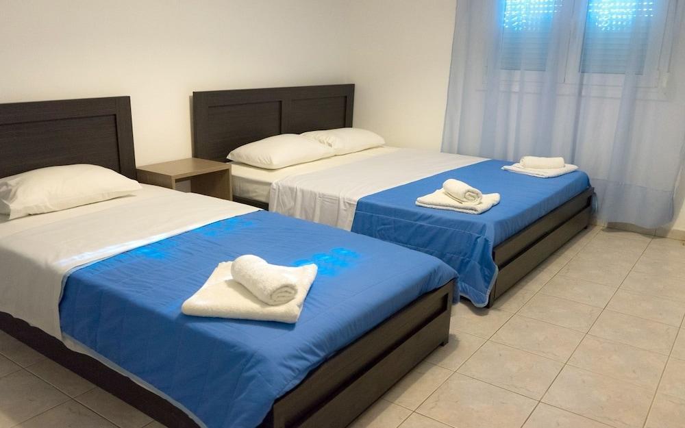 Guest house Polykratis Skiathos Town