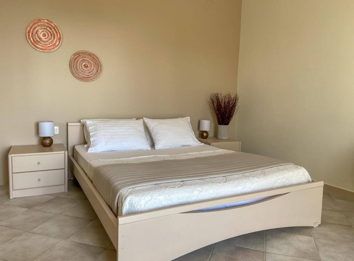Drosia - Chic & Classic Rooms Guest house