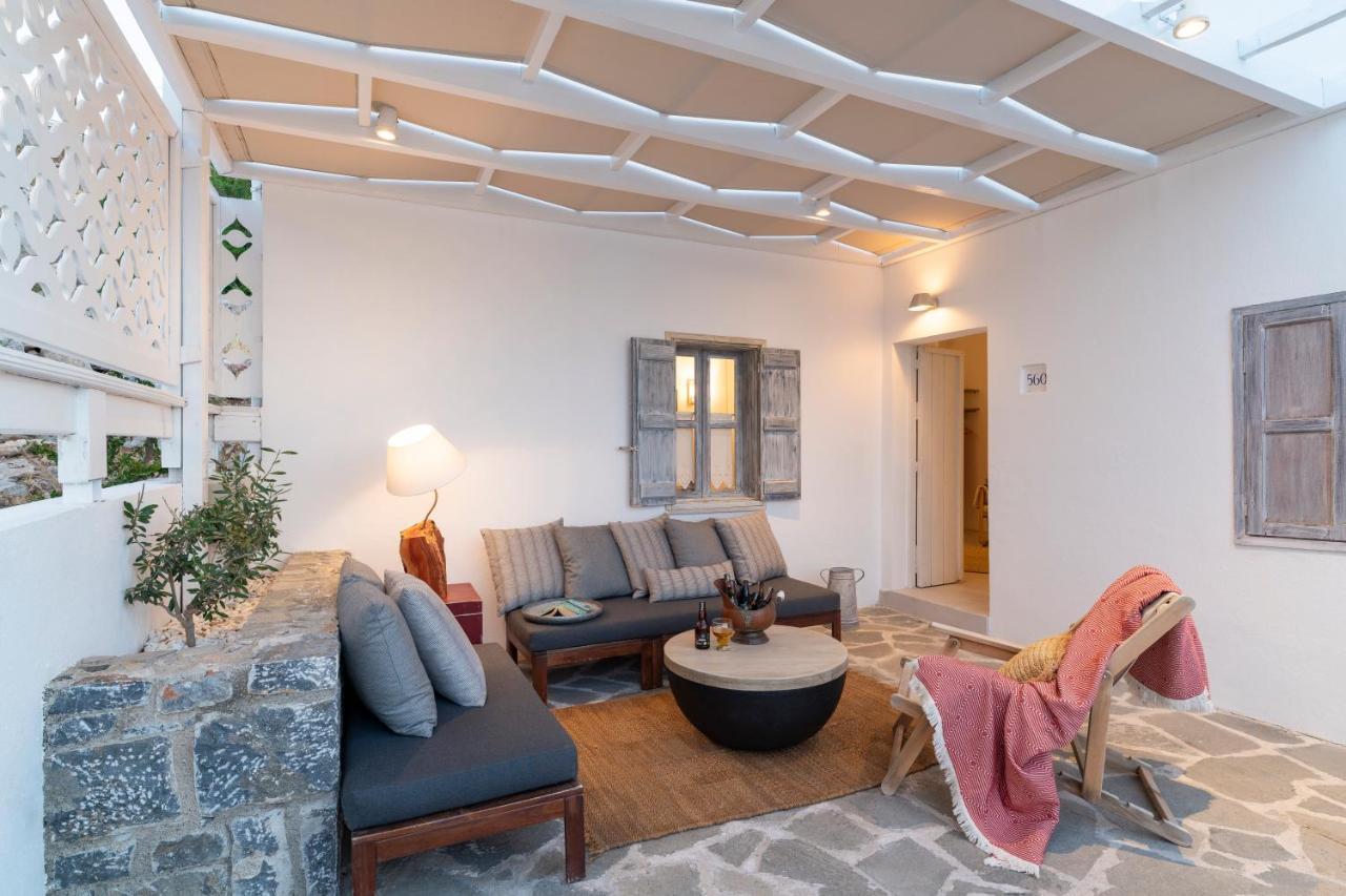 Above Chill Out Bungalow - Adult Only