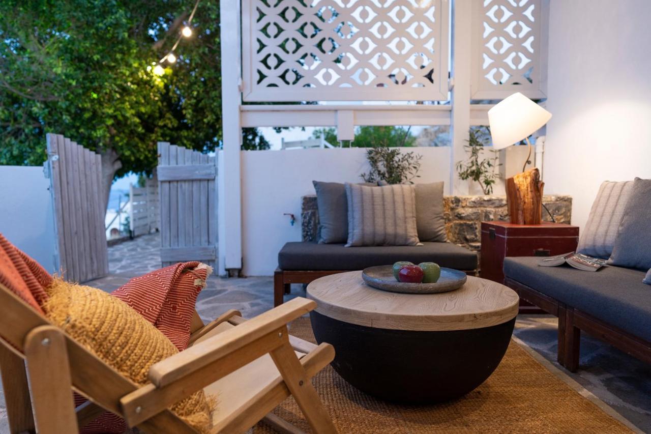 Above Chill Out Bungalow - Adult Only