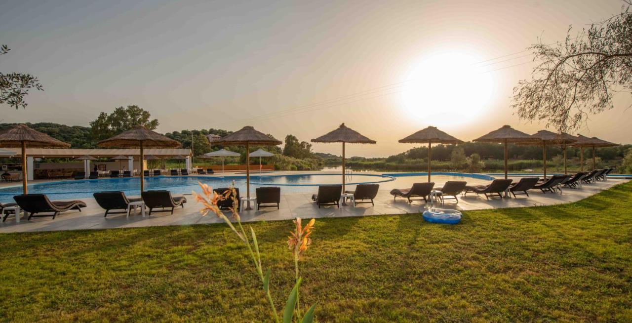 Laguna 4*