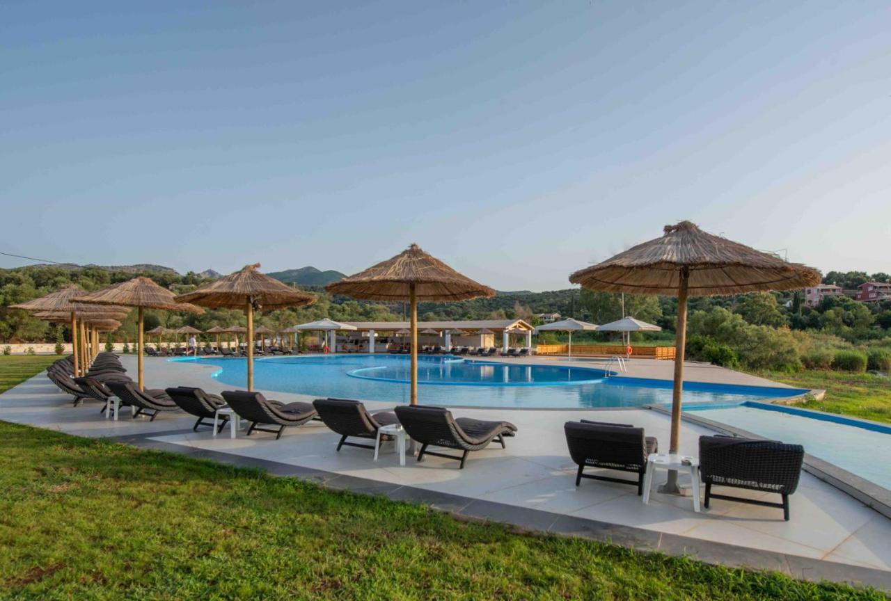 Hotel Laguna Ypsilas
