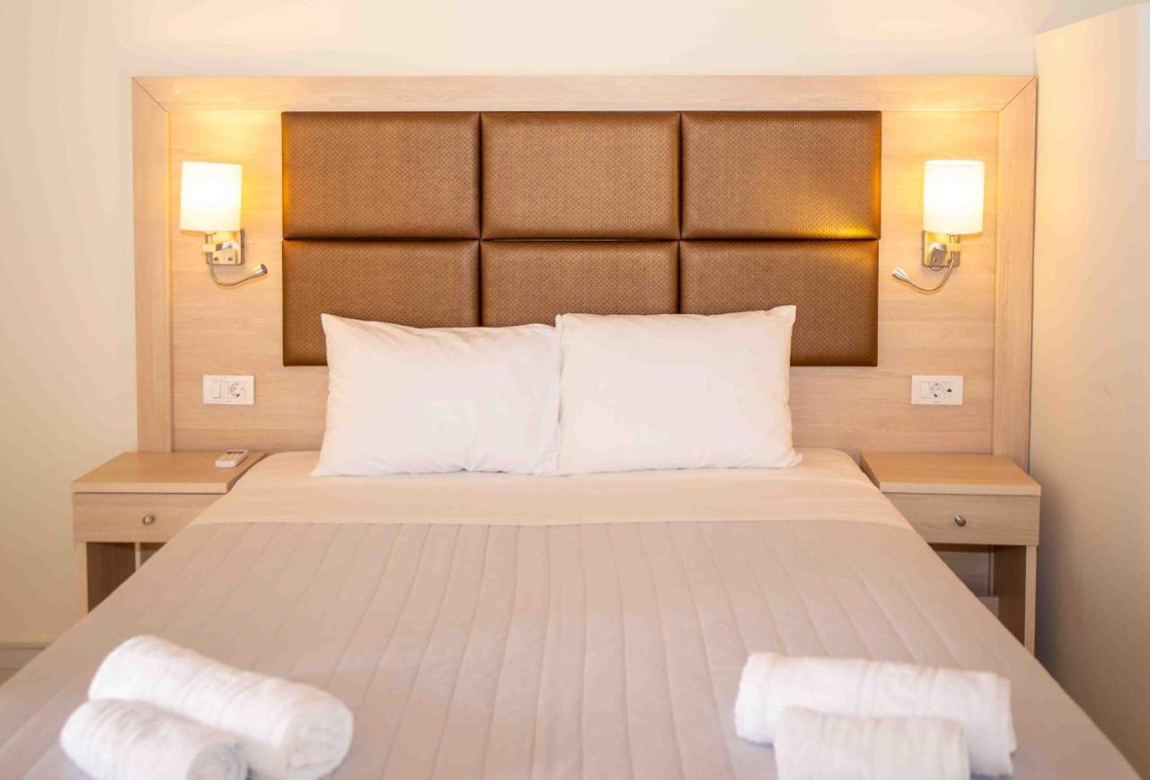Hotel Laguna 4*