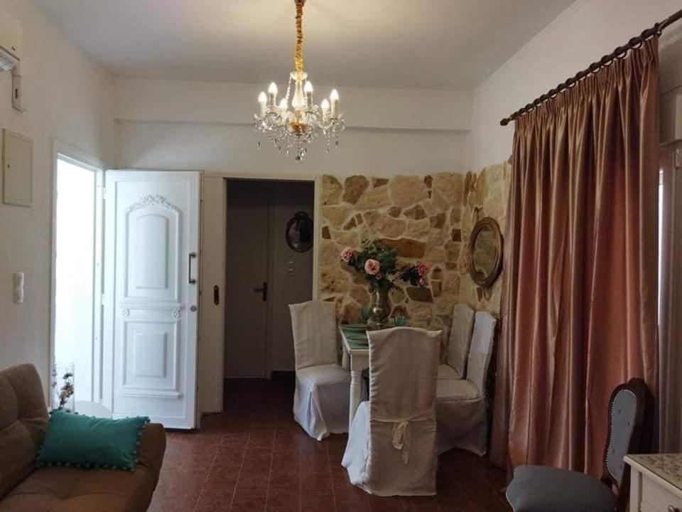 Apartment Trypitos