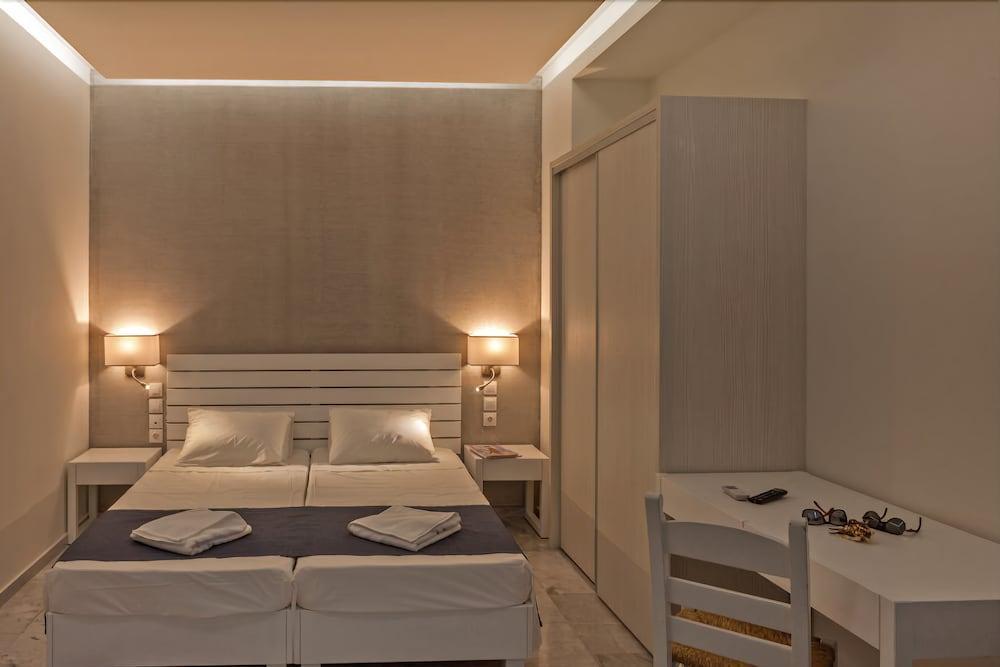 Meltemi Coast Apartment *