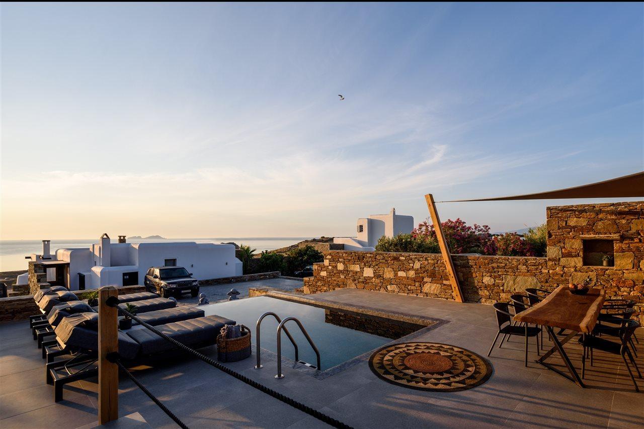 Myconian Platinum Superior & Junior Villas *