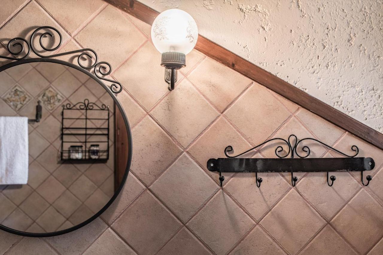 Villa Gioia - Secret Gem With Private Garden Villa *