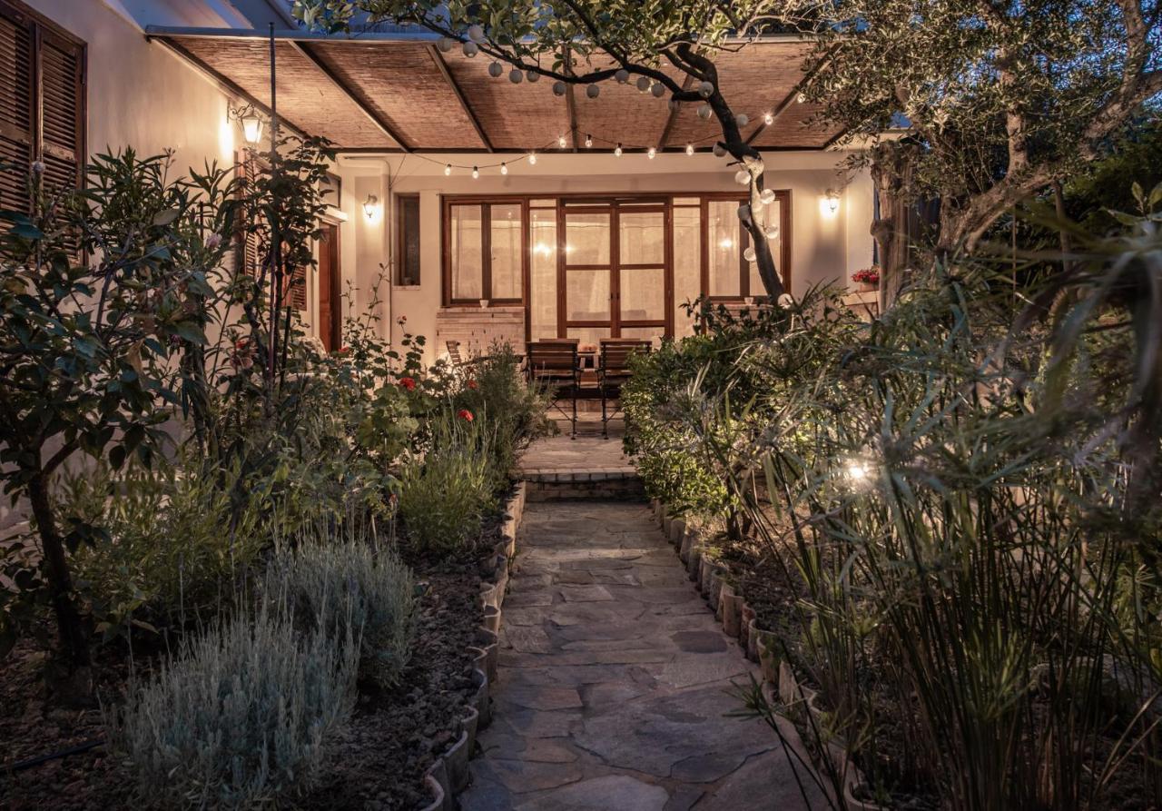 Villa Villa Gioia - Secret Gem With Private Garden Katastarion