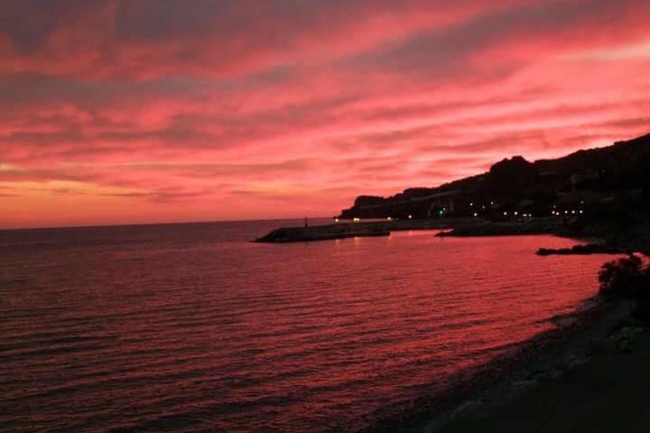 Doria's Seaview At Ii *