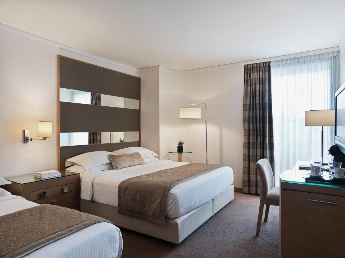 Hotel Galaxy