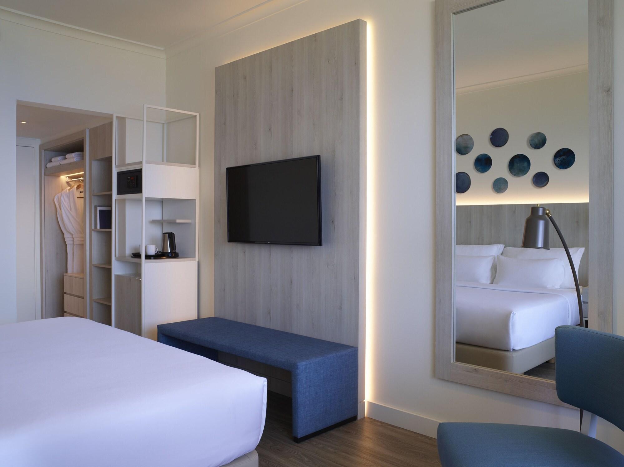 Amus & 5* Ixia (Rhodes)