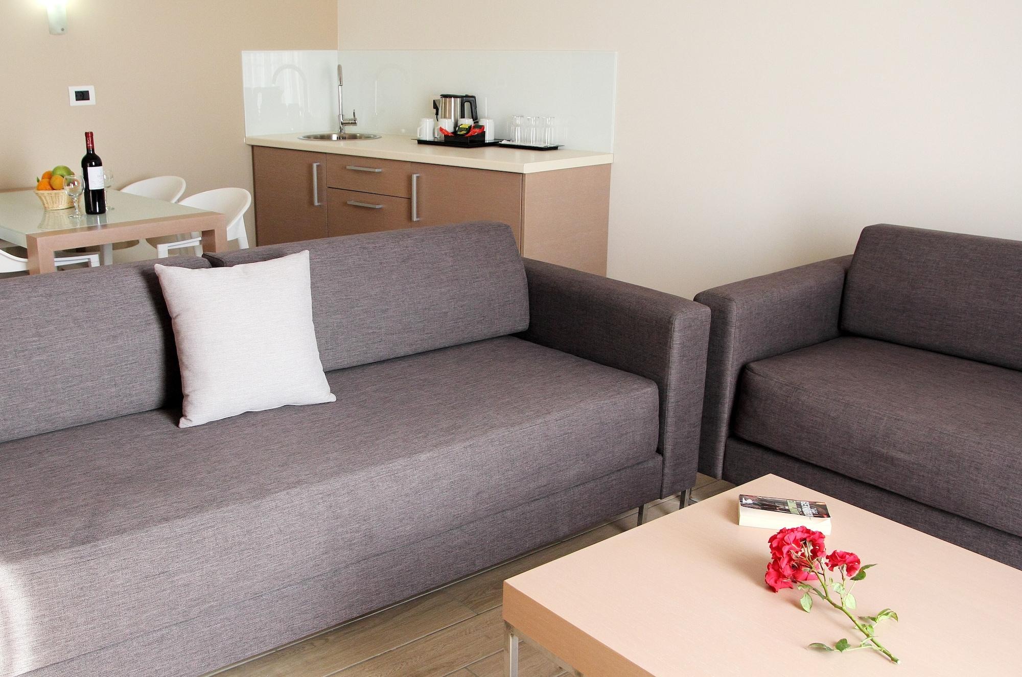 Renieris Hotel 3*