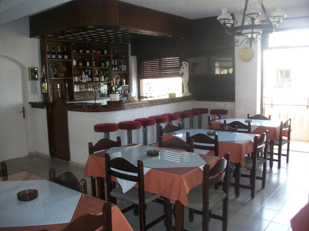 Efi Hotel Malia (Crete)