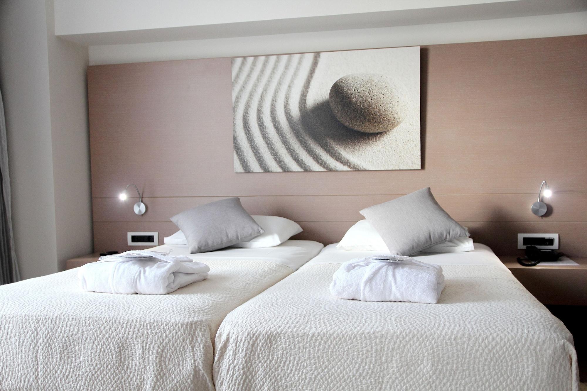 Hotel Renieris 3*