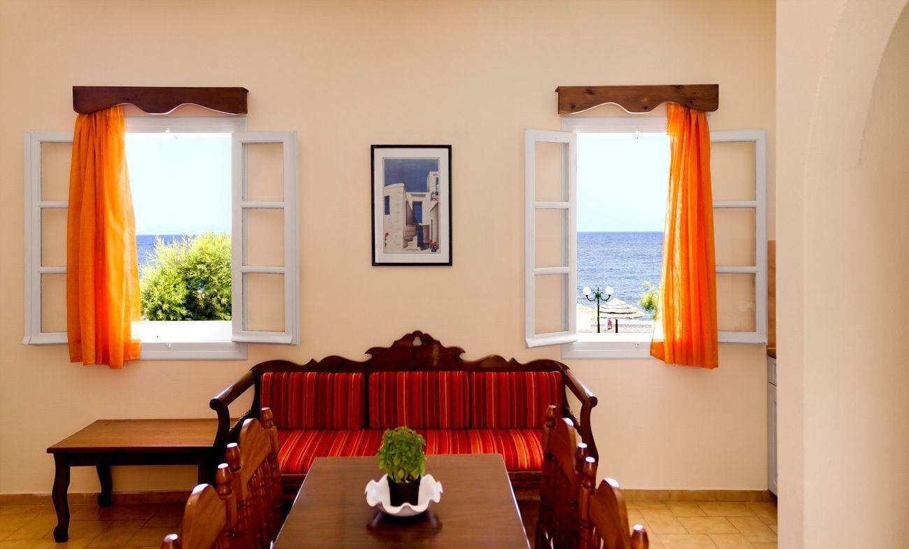 Dolphins Aparthotel