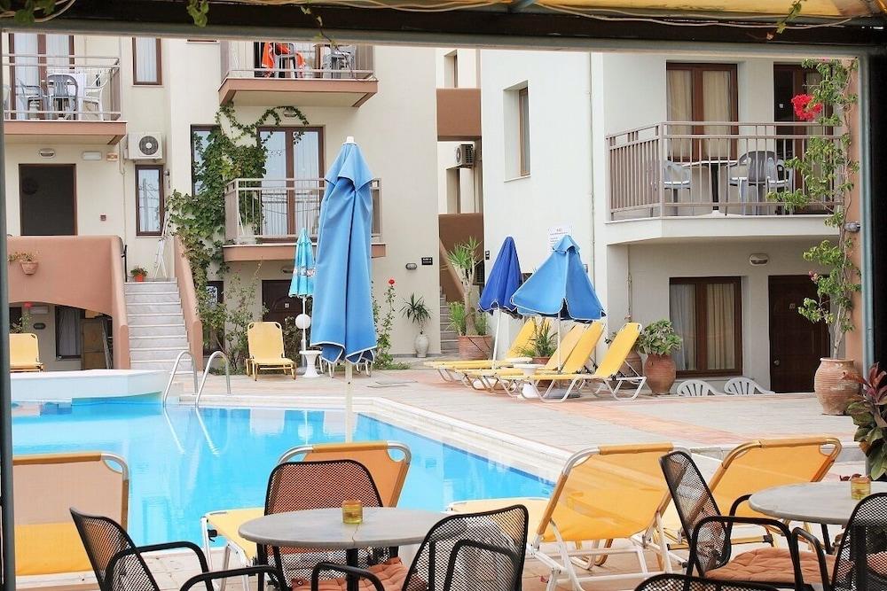 Aparthotel Alexandros M
