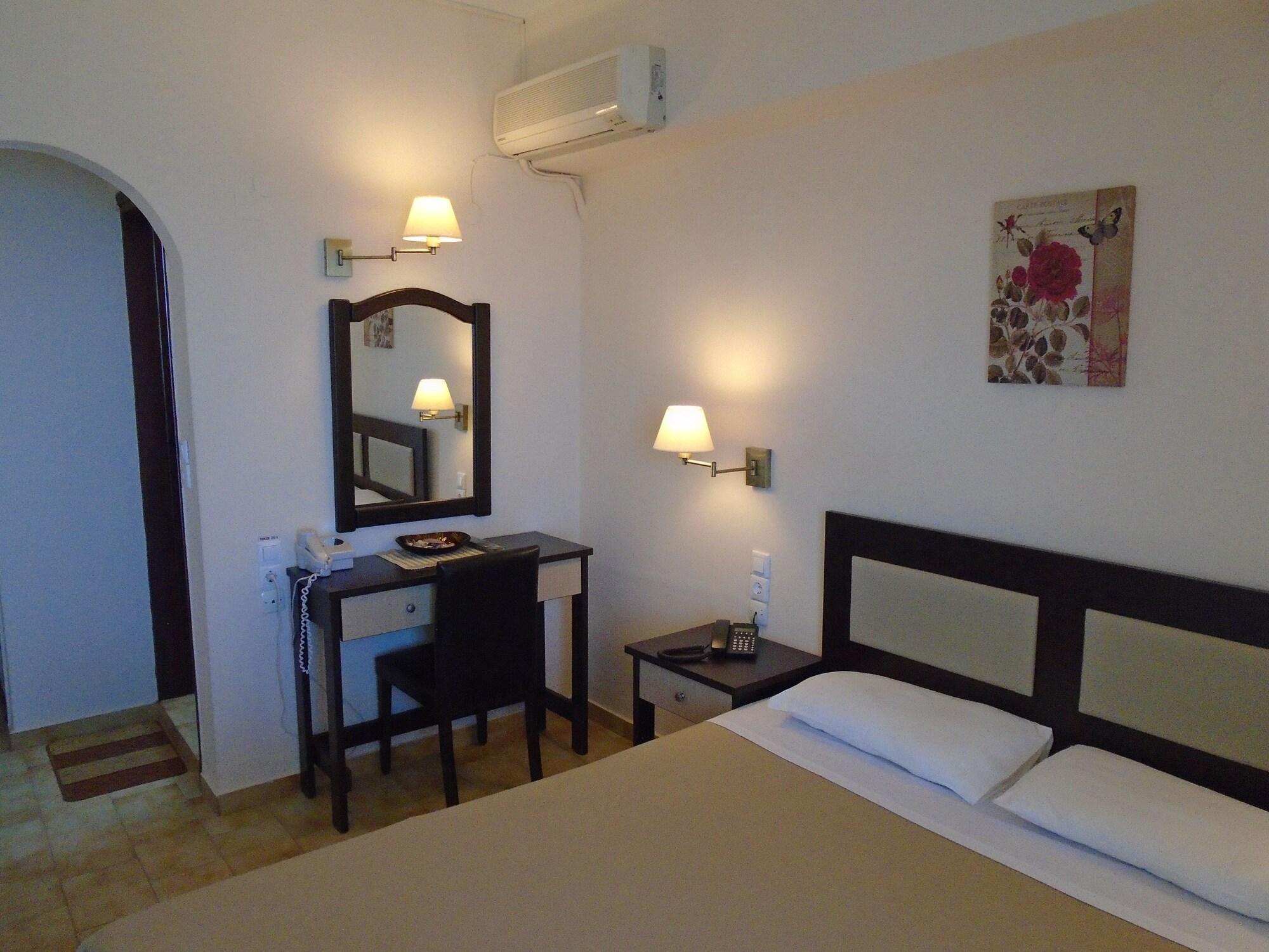 Hotel Triton Stalida