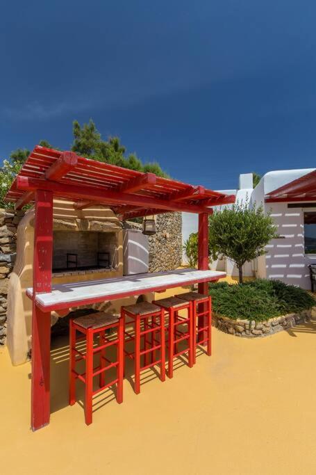 Cosy Three Bedroom In Agios Sostis Holiday home Mykonos Town