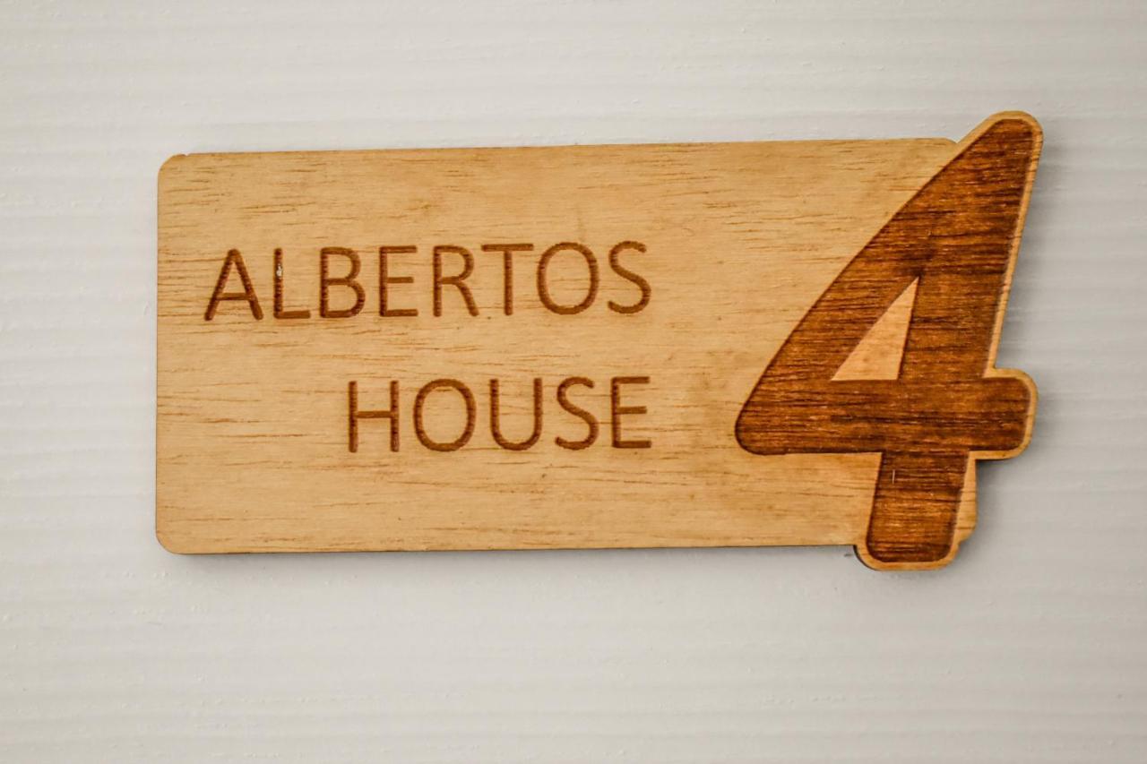 Albertoshouse Aparthotel 3*