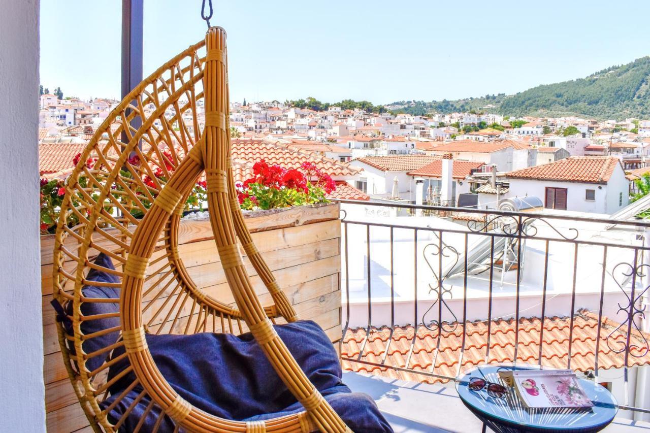 Entelia Skiathos Town
