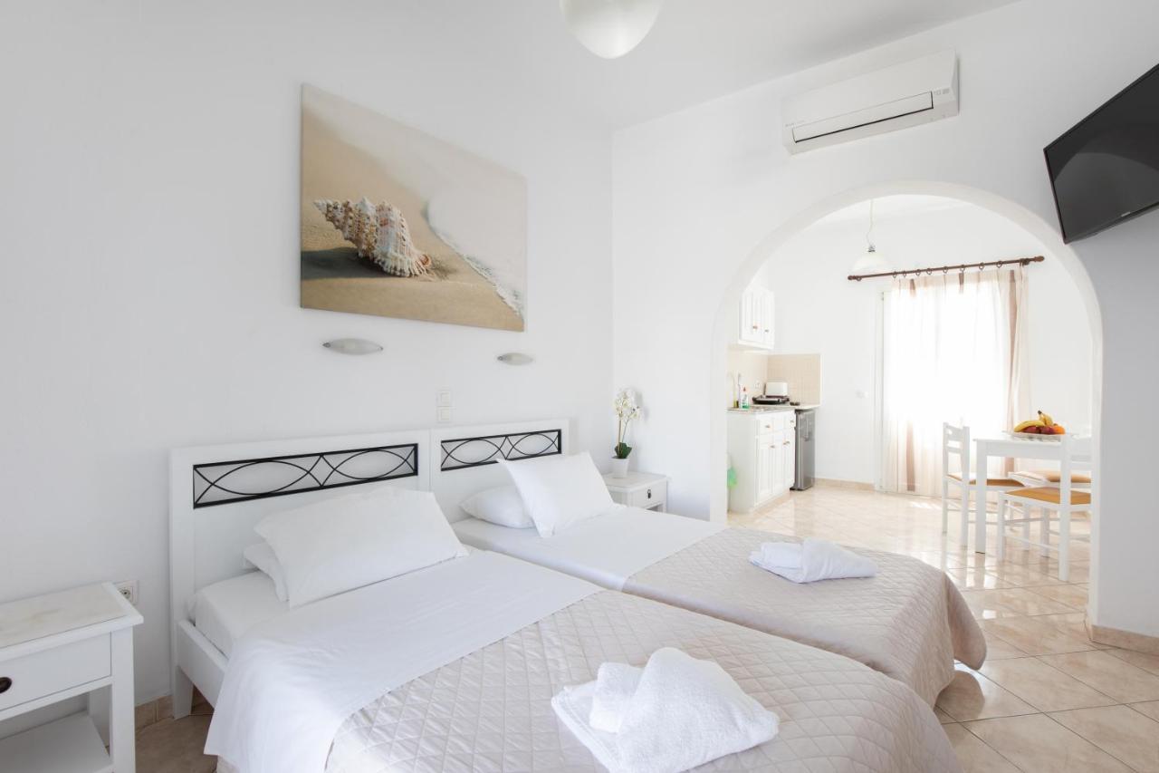 Eleftheria & Hotel Ornos (Mykonos)