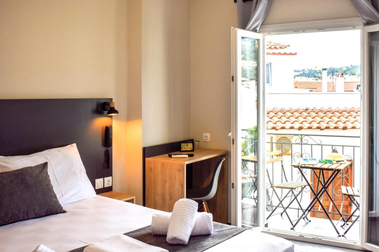 Entelia Hotel