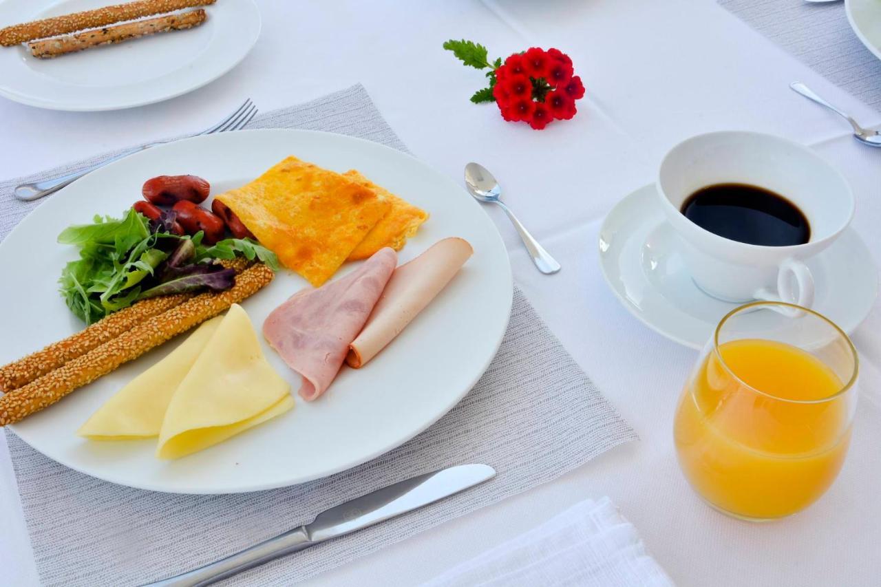 Sidari Hotel 3*