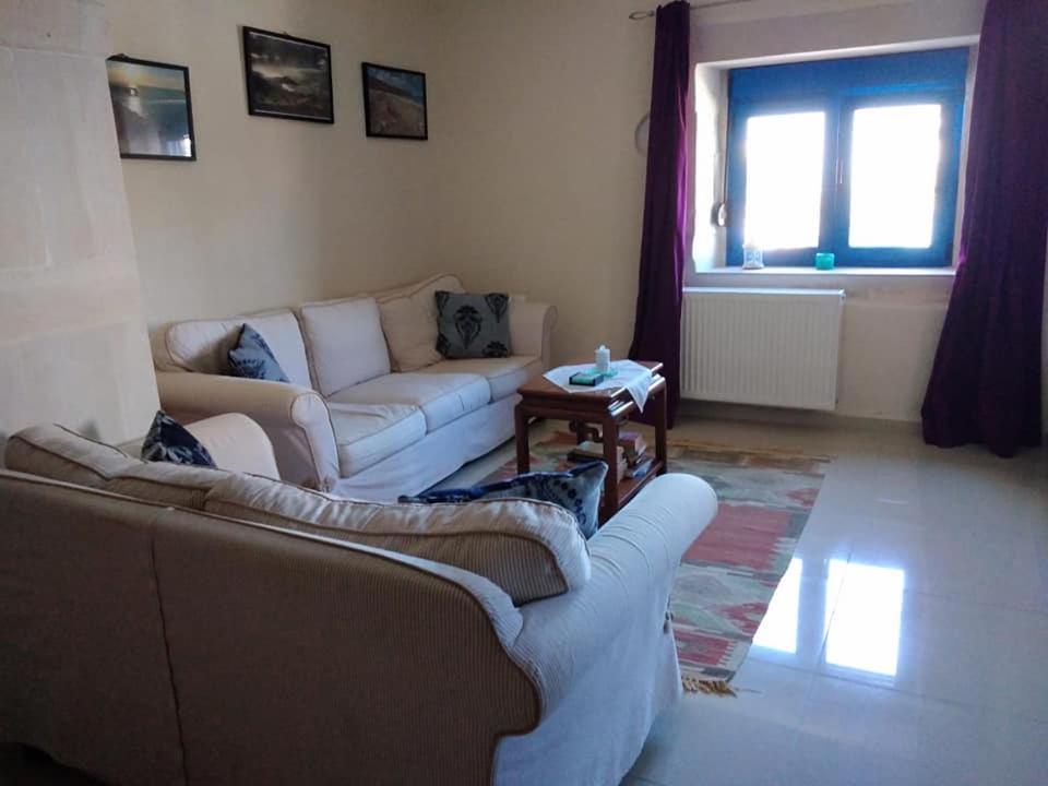 Arches Apartment
