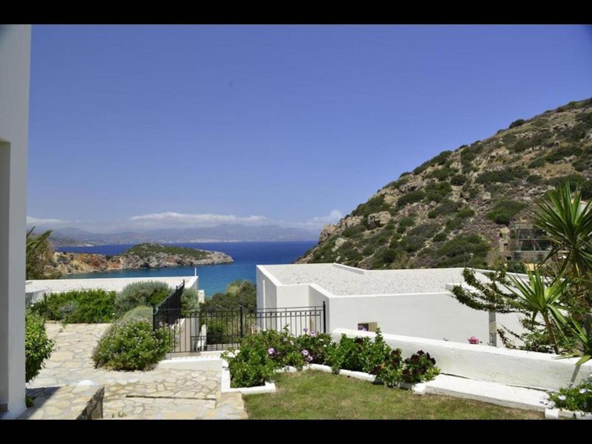 Villa Ouranos Our Dream In Blue And Cream With Seaview And Pool Istro