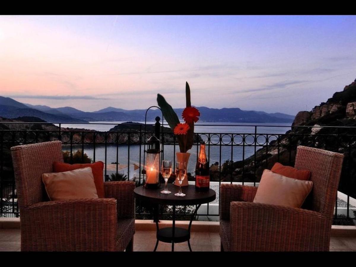 Ouranos Our Dream In Blue And Cream With Seaview And Pool * Istro
