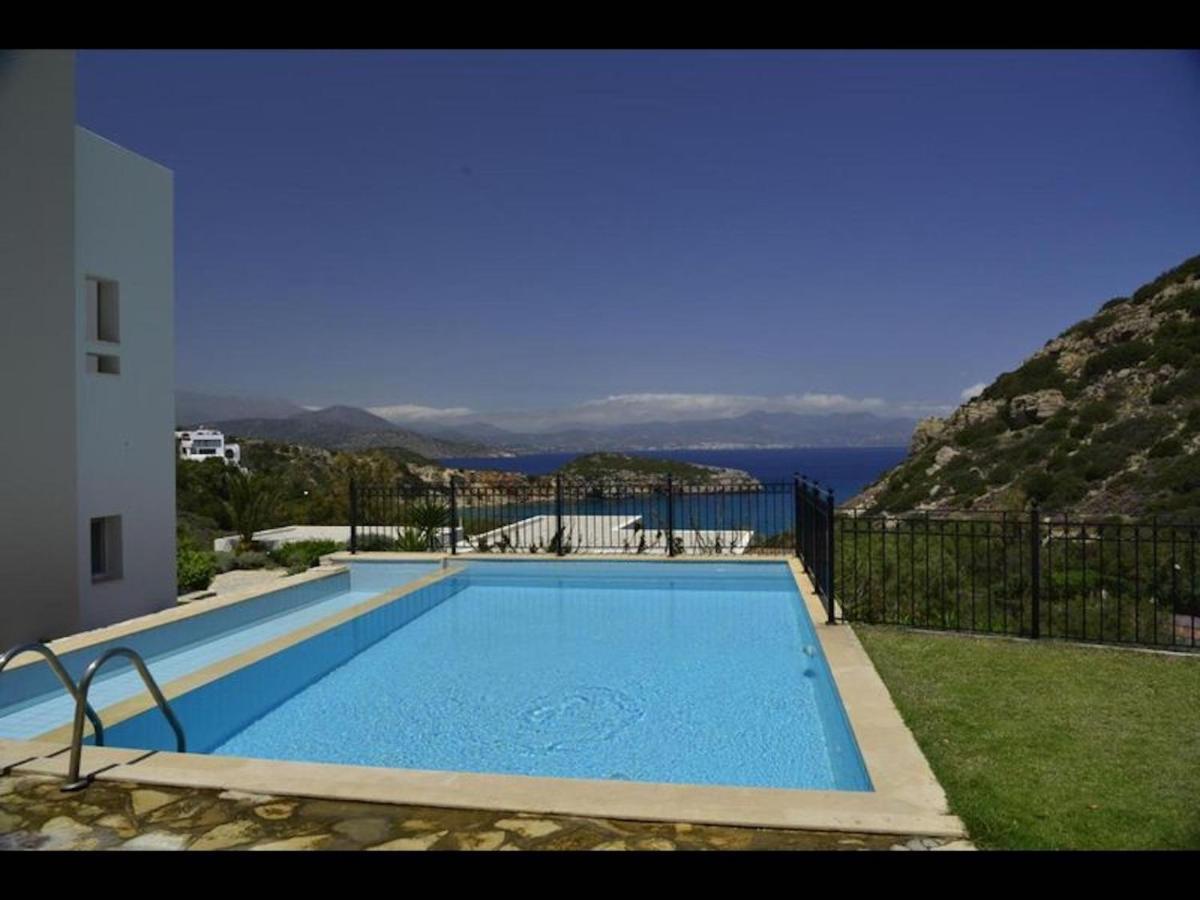 Ouranos Our Dream In Blue And Cream With Seaview And Pool Istro