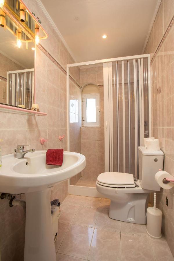 Villa Athina's With Heated Pool Koskinou (Rhodes)