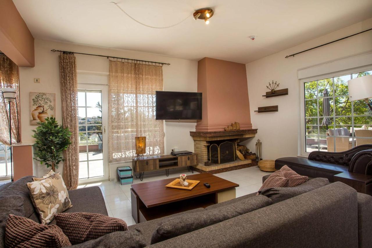 Villa Athina's With Heated Pool *