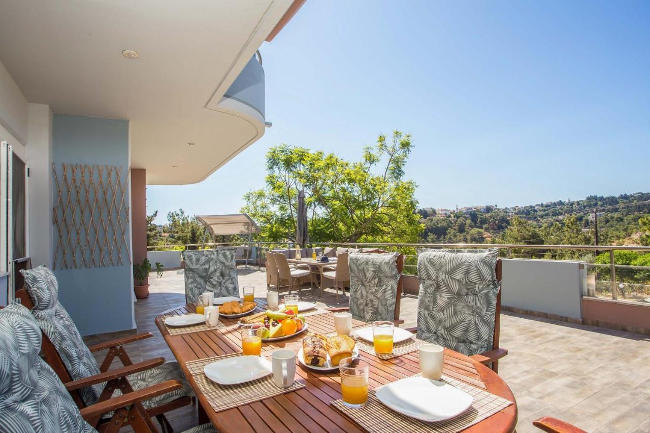 Athina's With Heated Pool