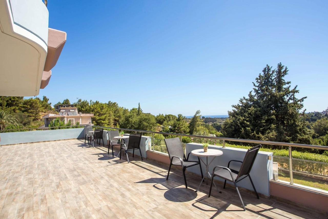 Villa Athina's With Heated Pool *
