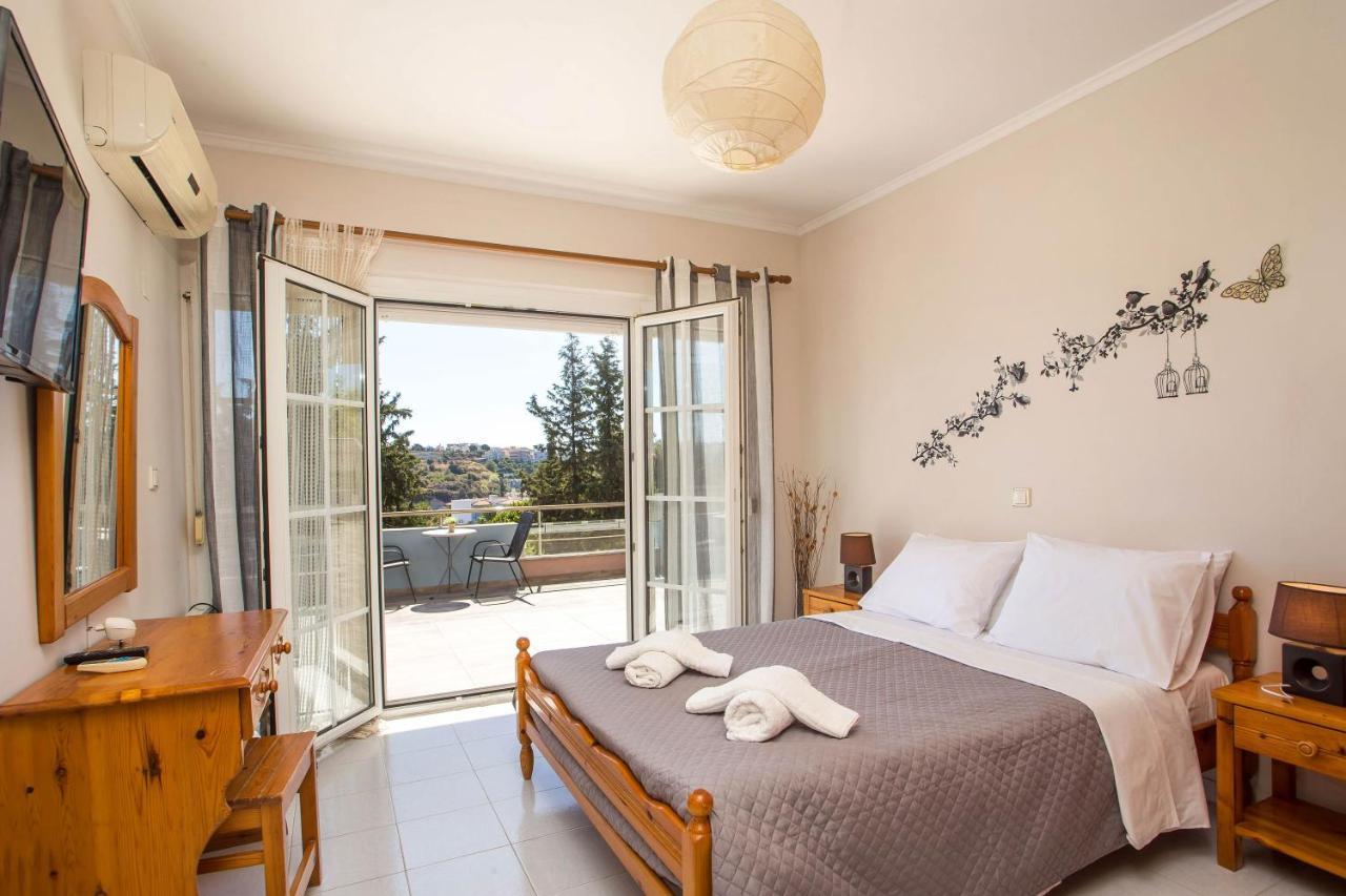Athina's With Heated Pool Koskinou (Rhodes)