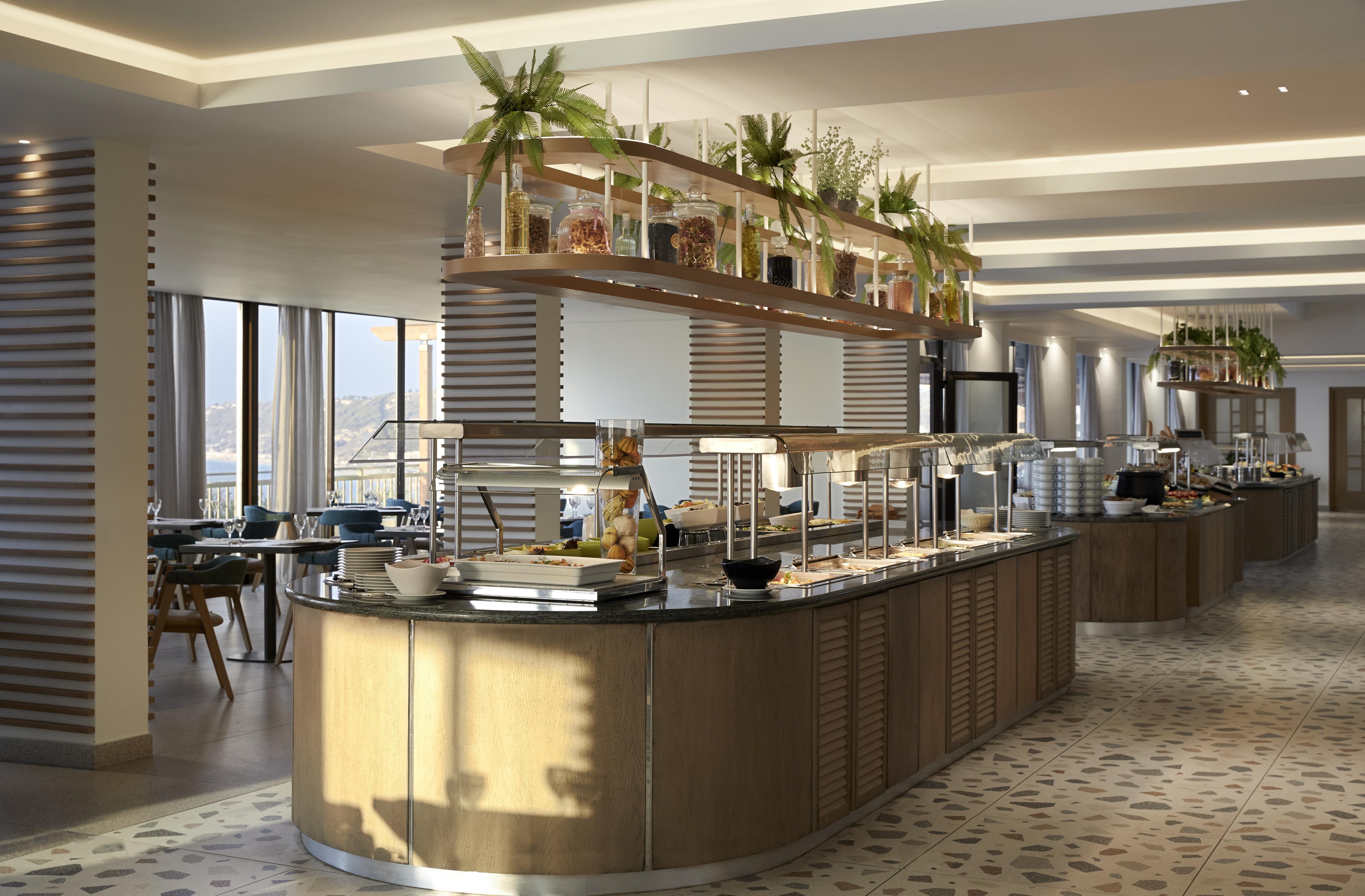 Hotel Amus & 5*