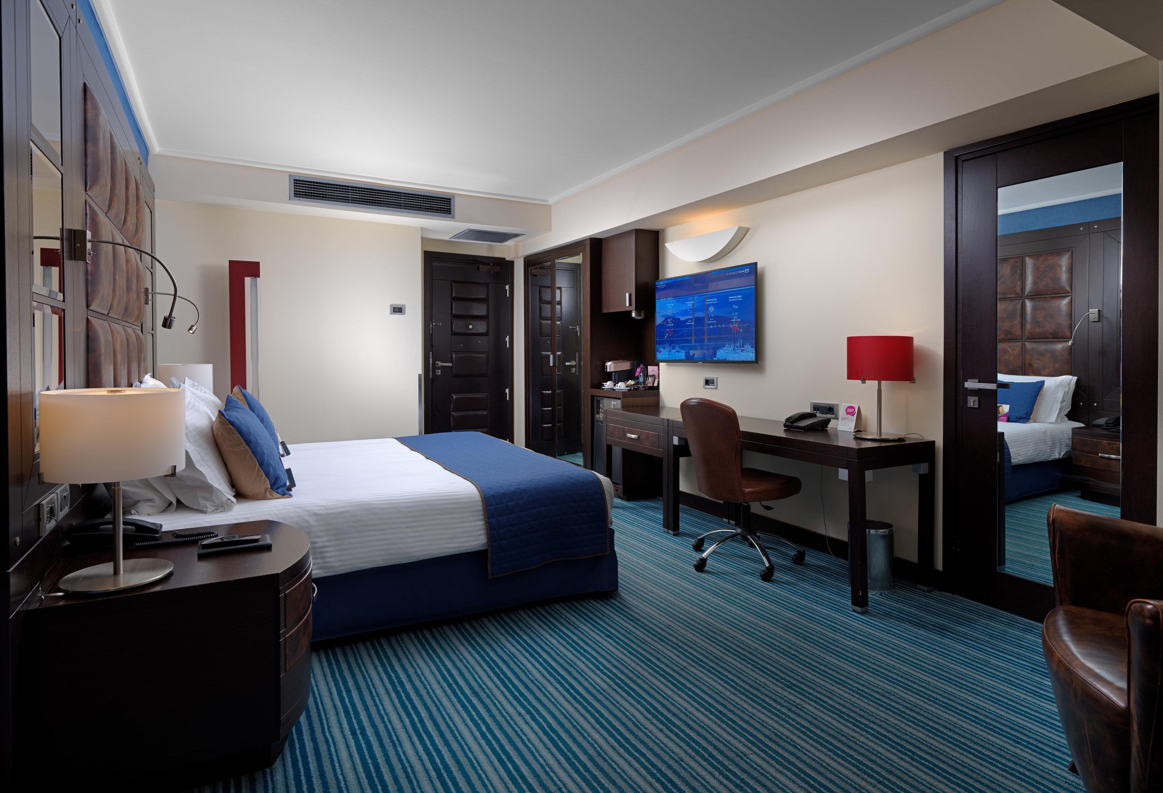 Hotel Crowne Plaza Centre By Ihg 5*