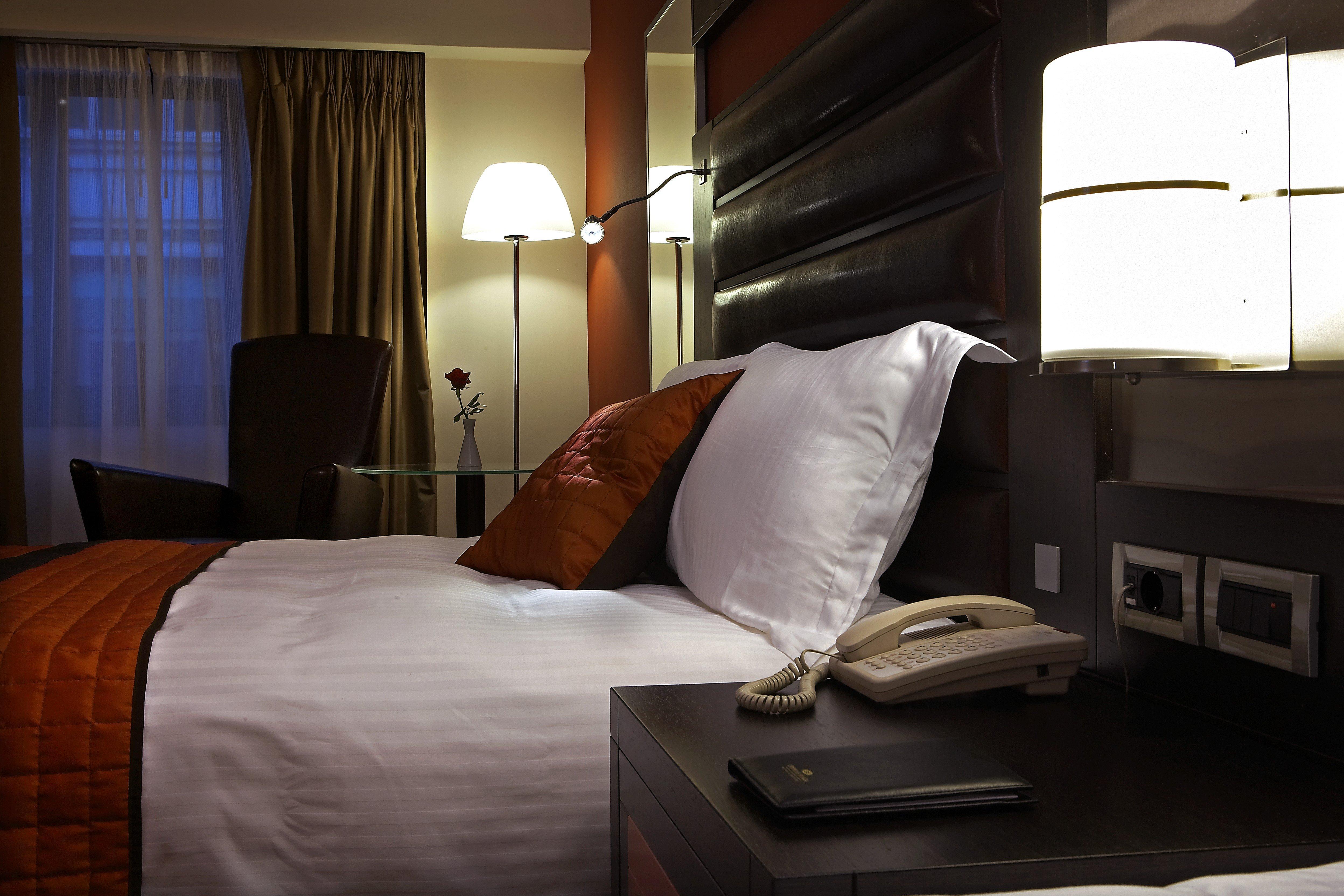Crowne Plaza Centre By Ihg 5*