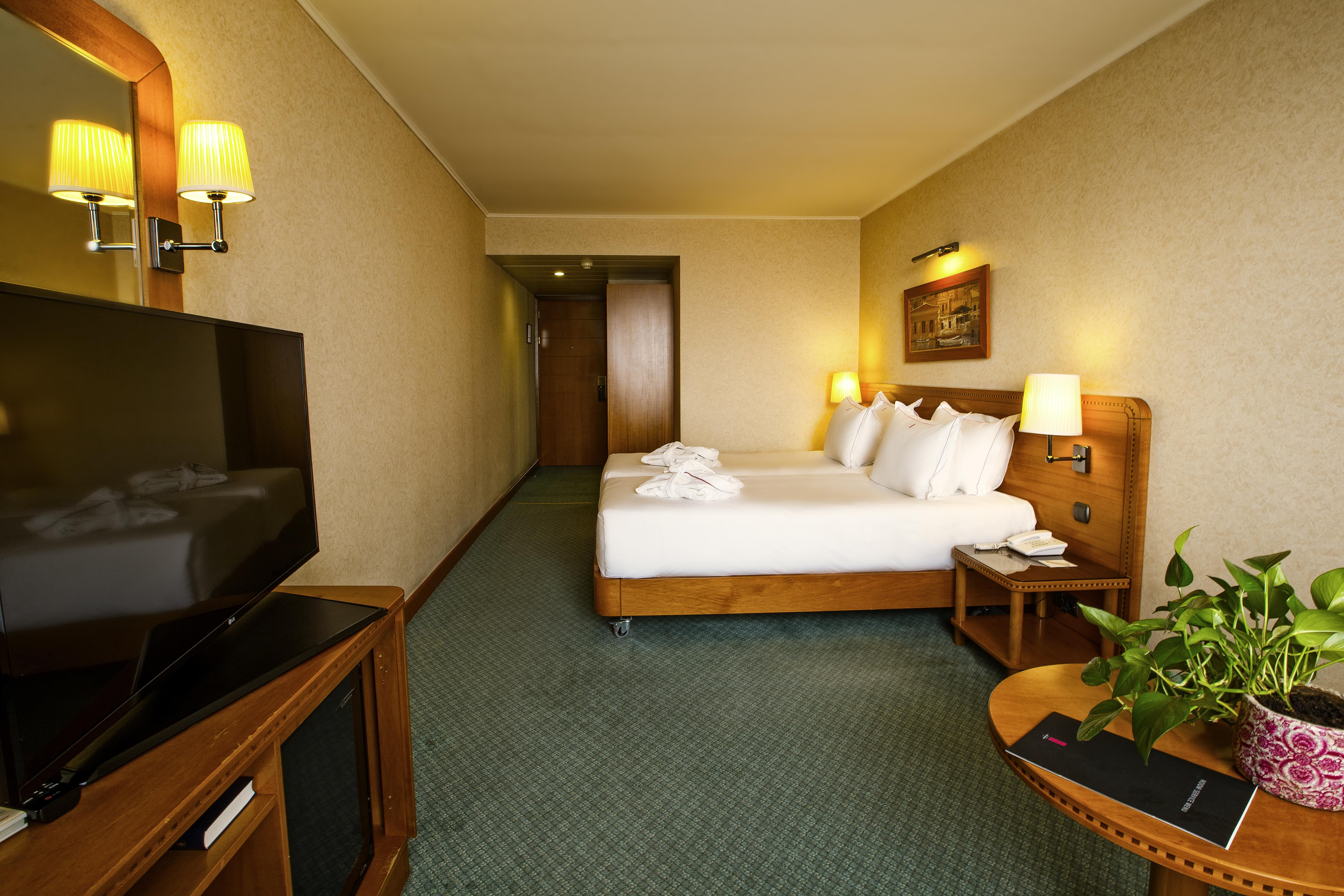 President Hotel Athens