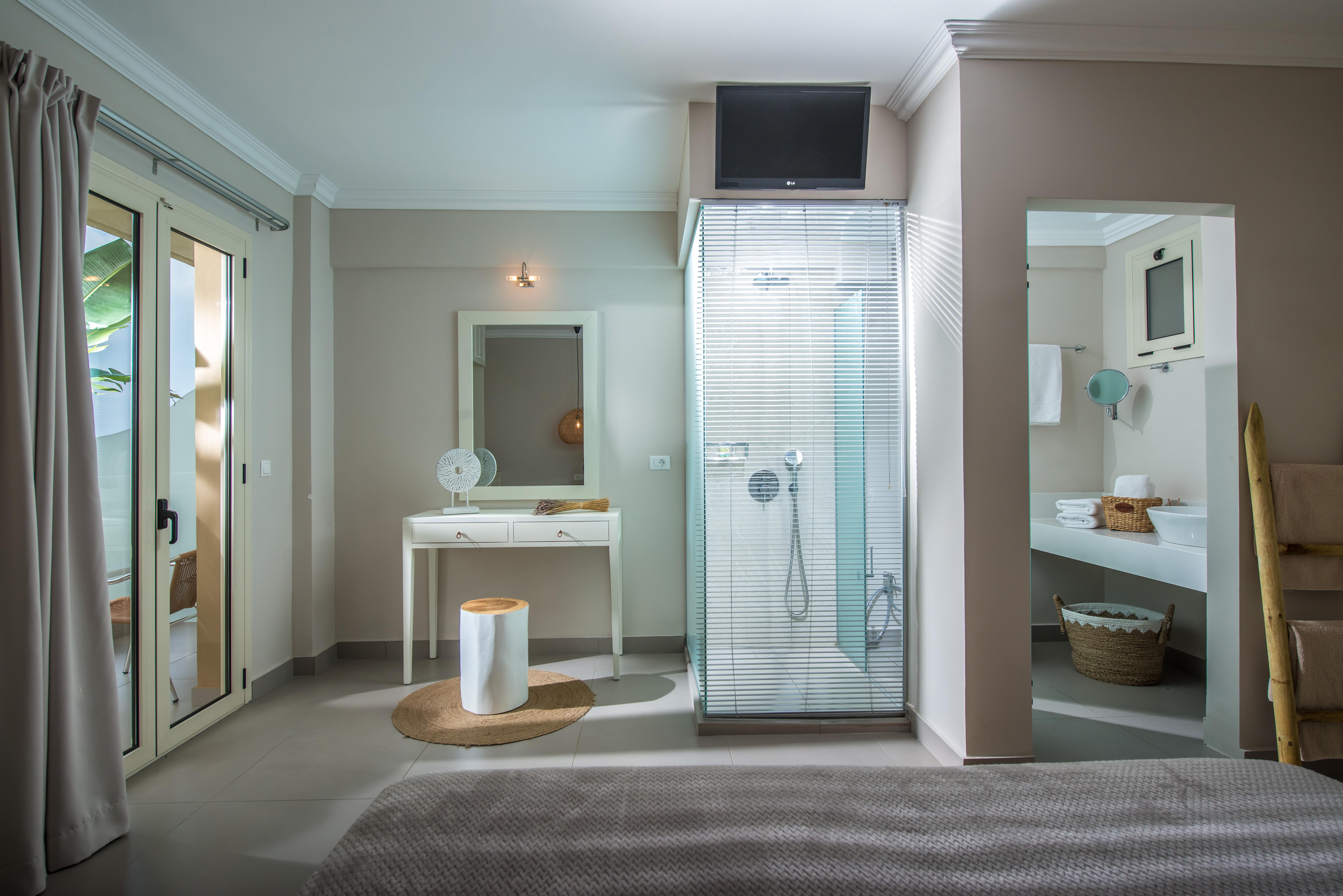Aparthotel Notos Heights & 3*