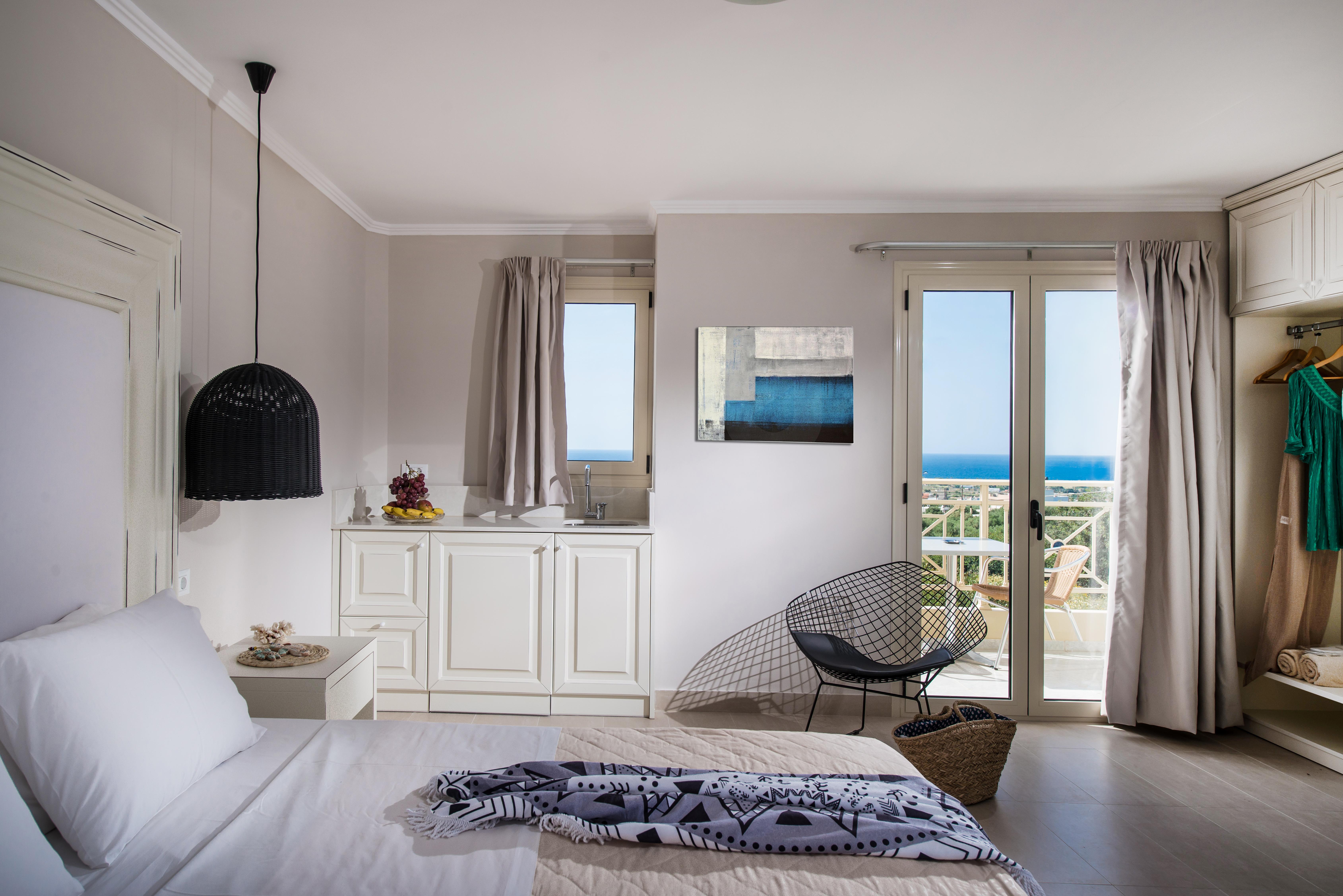 Notos Heights & Aparthotel Malia (Crete)