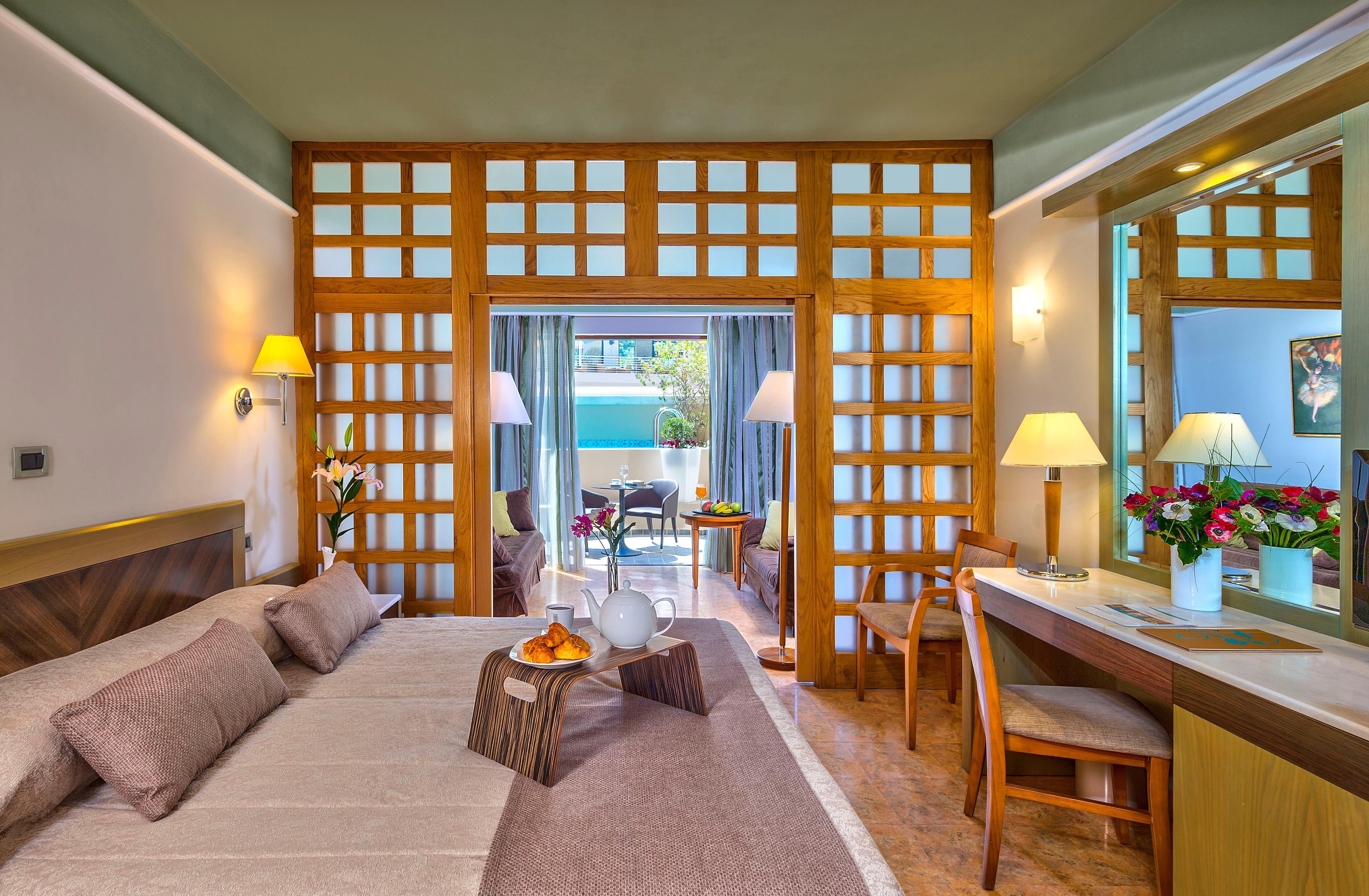 Porto Platanias & Resort