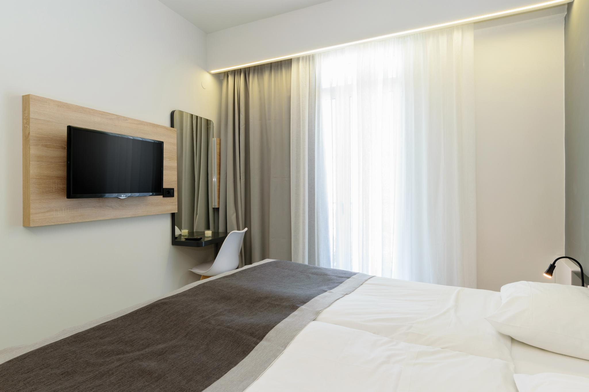 Renieris 3* Stalos
