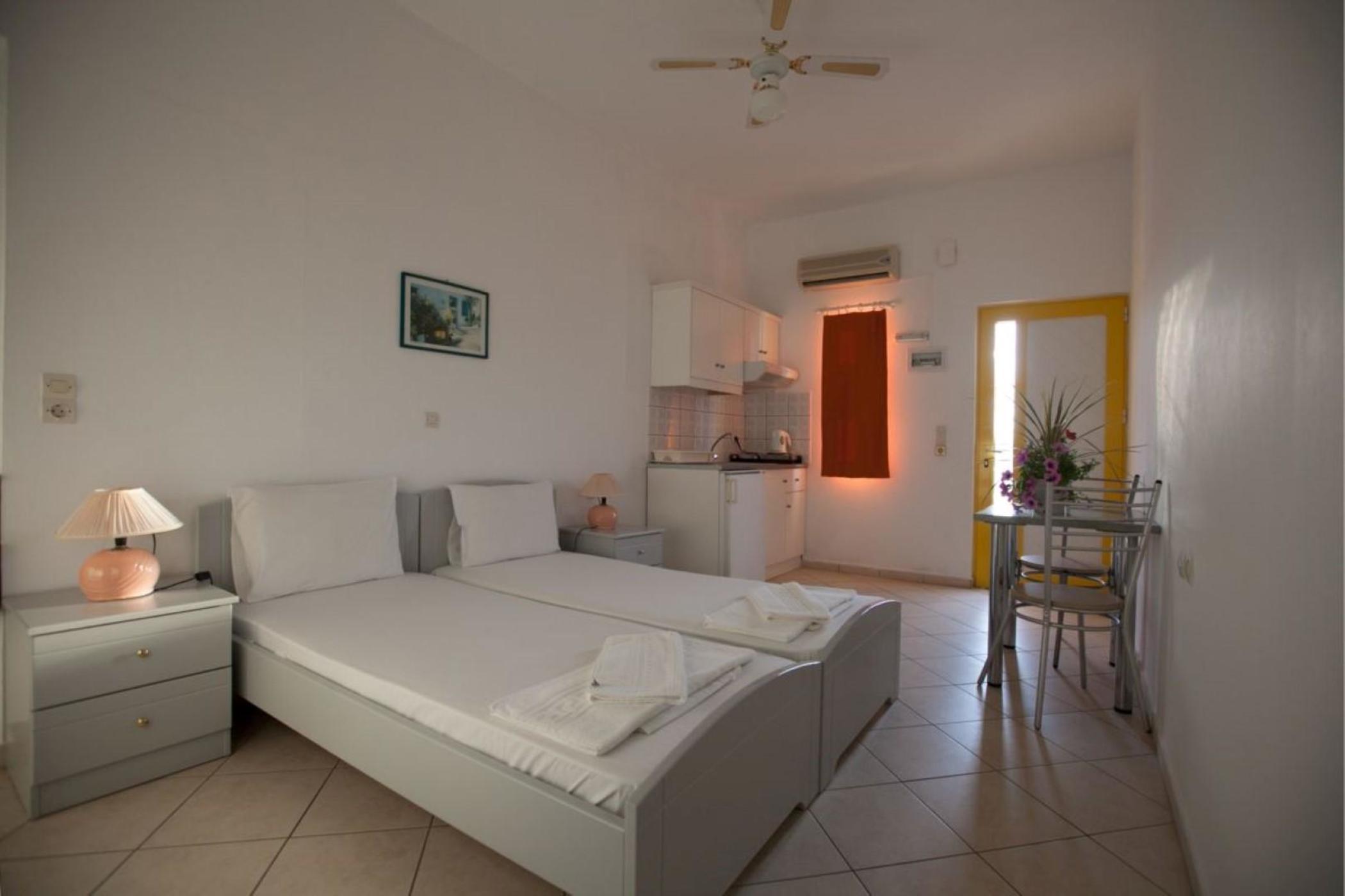 Cosmi Apts By Estia Aparthotel 3*