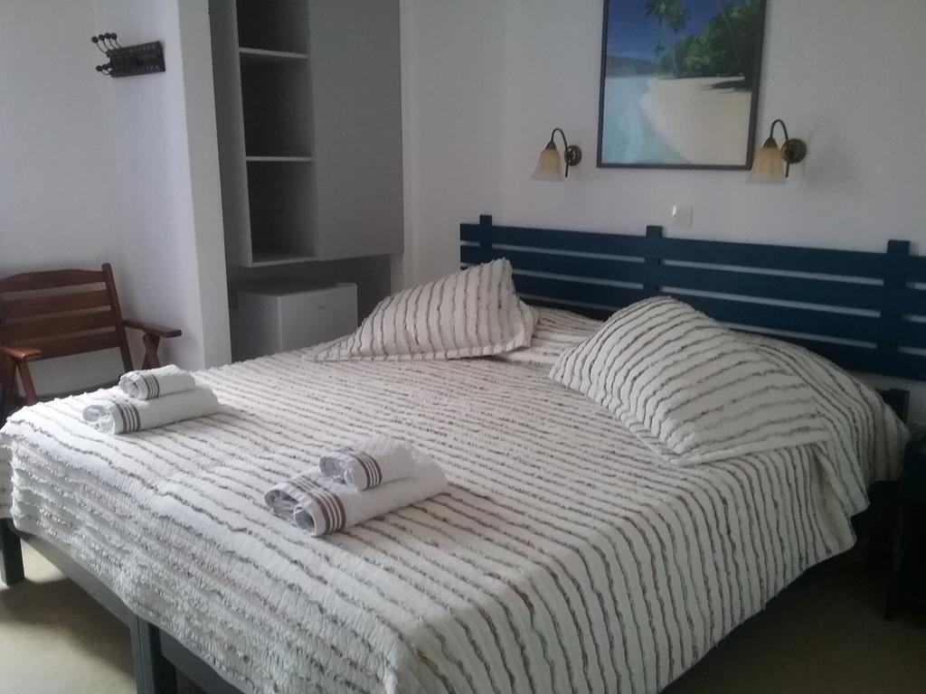 Mouria * Skiathos Town