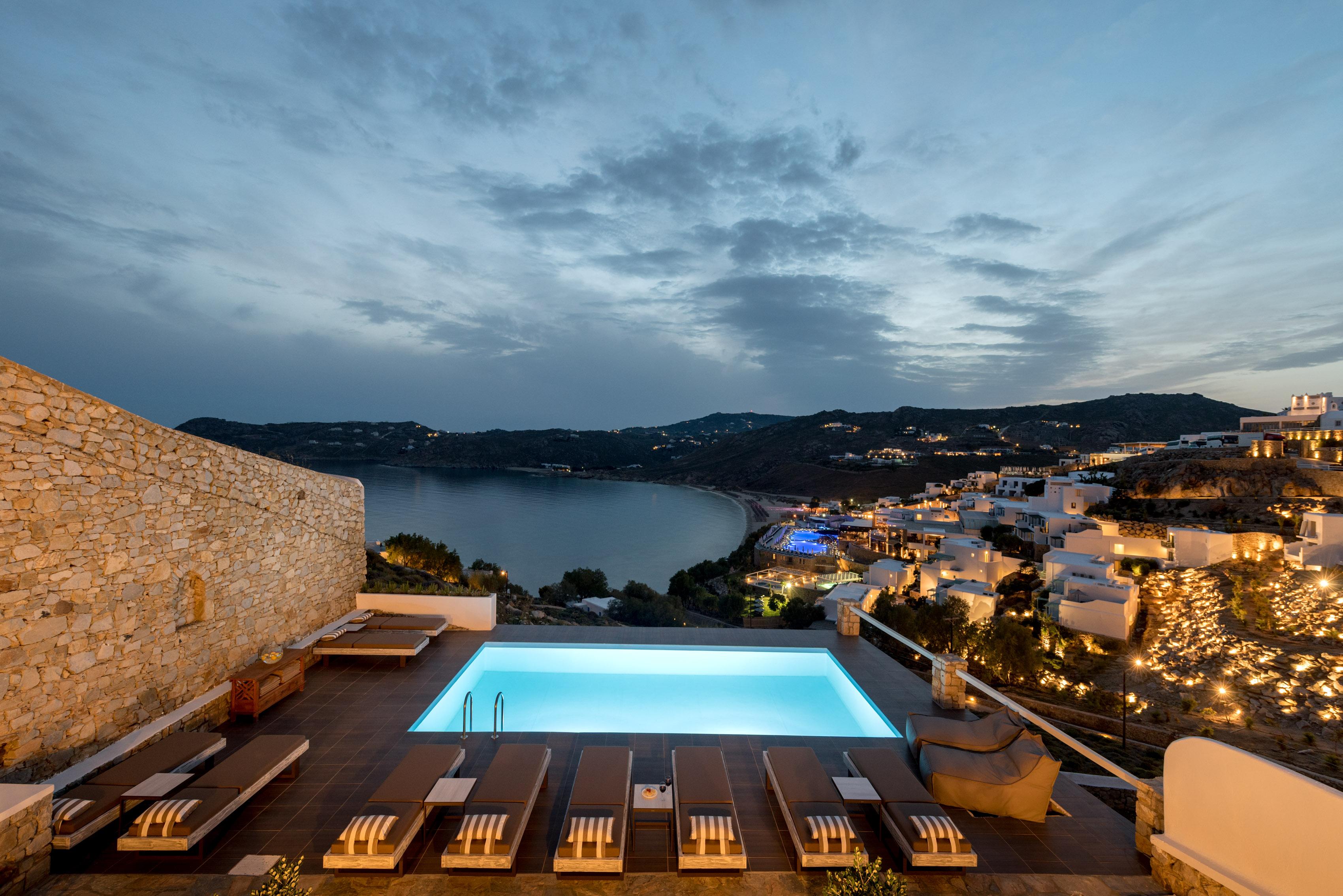 Aparthotel Cova Mykonos 4*