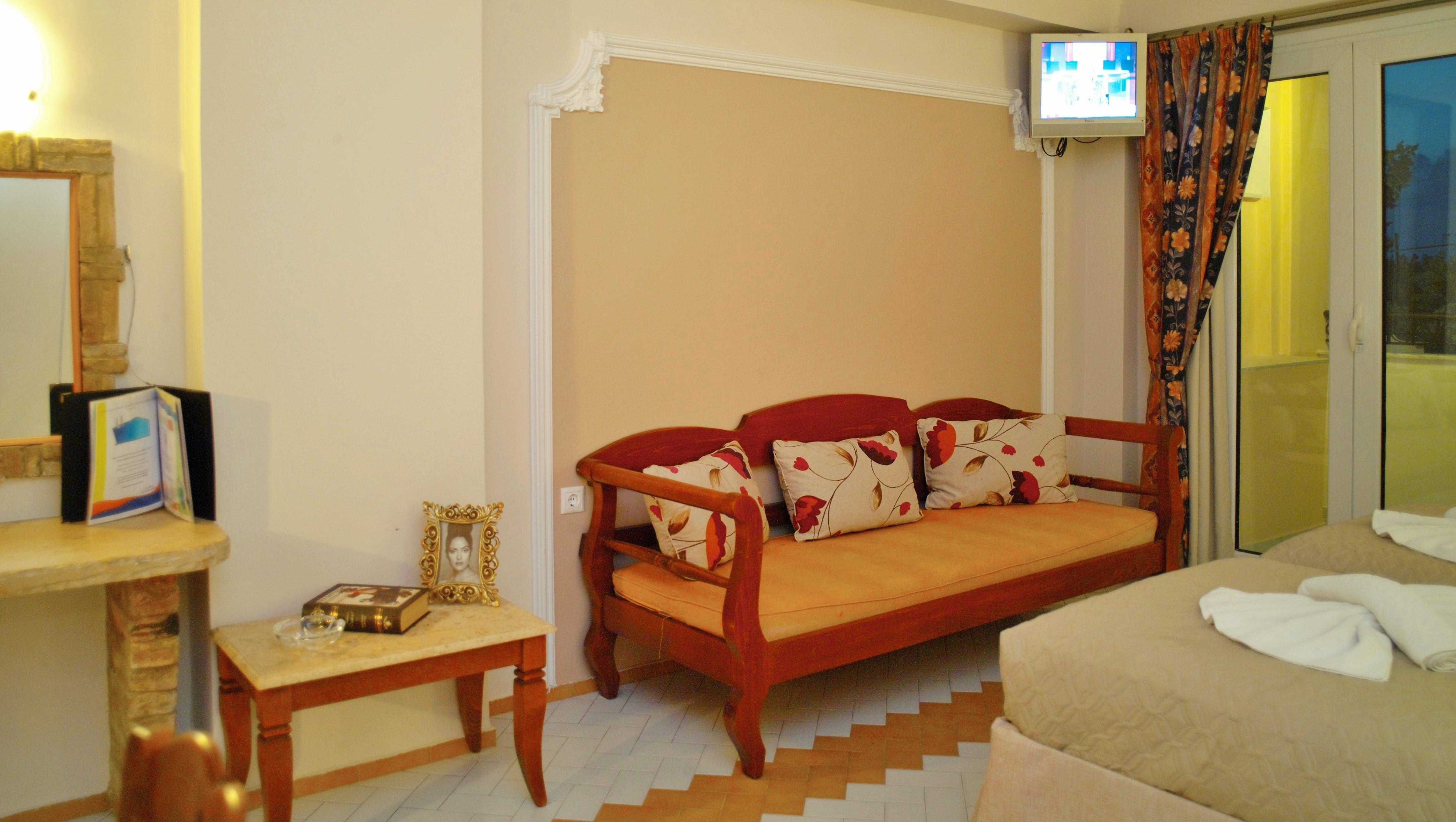 Camelot Royal Beds By Estia 3*