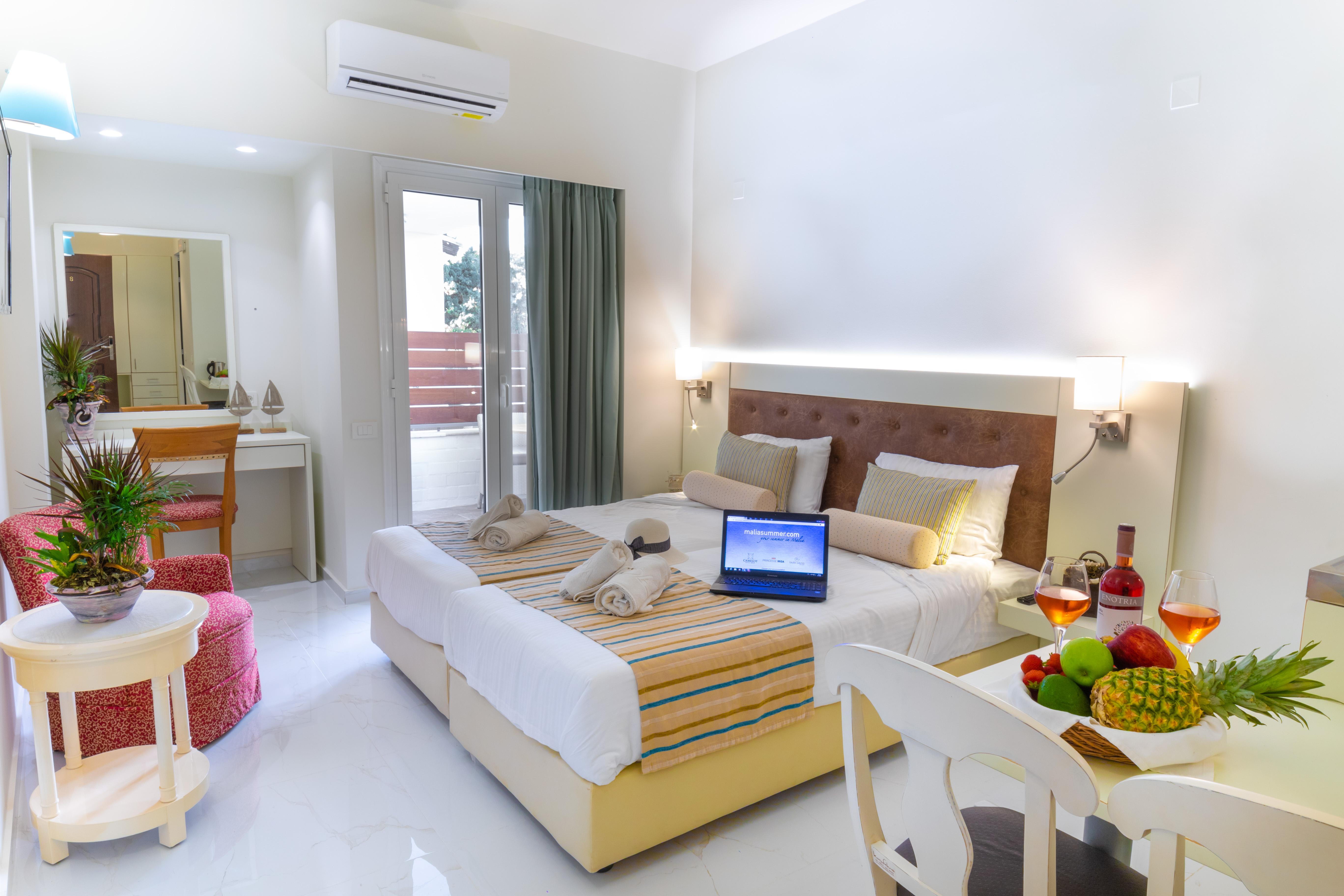 Aparthotel Camelot Royal Beds By Estia 3*