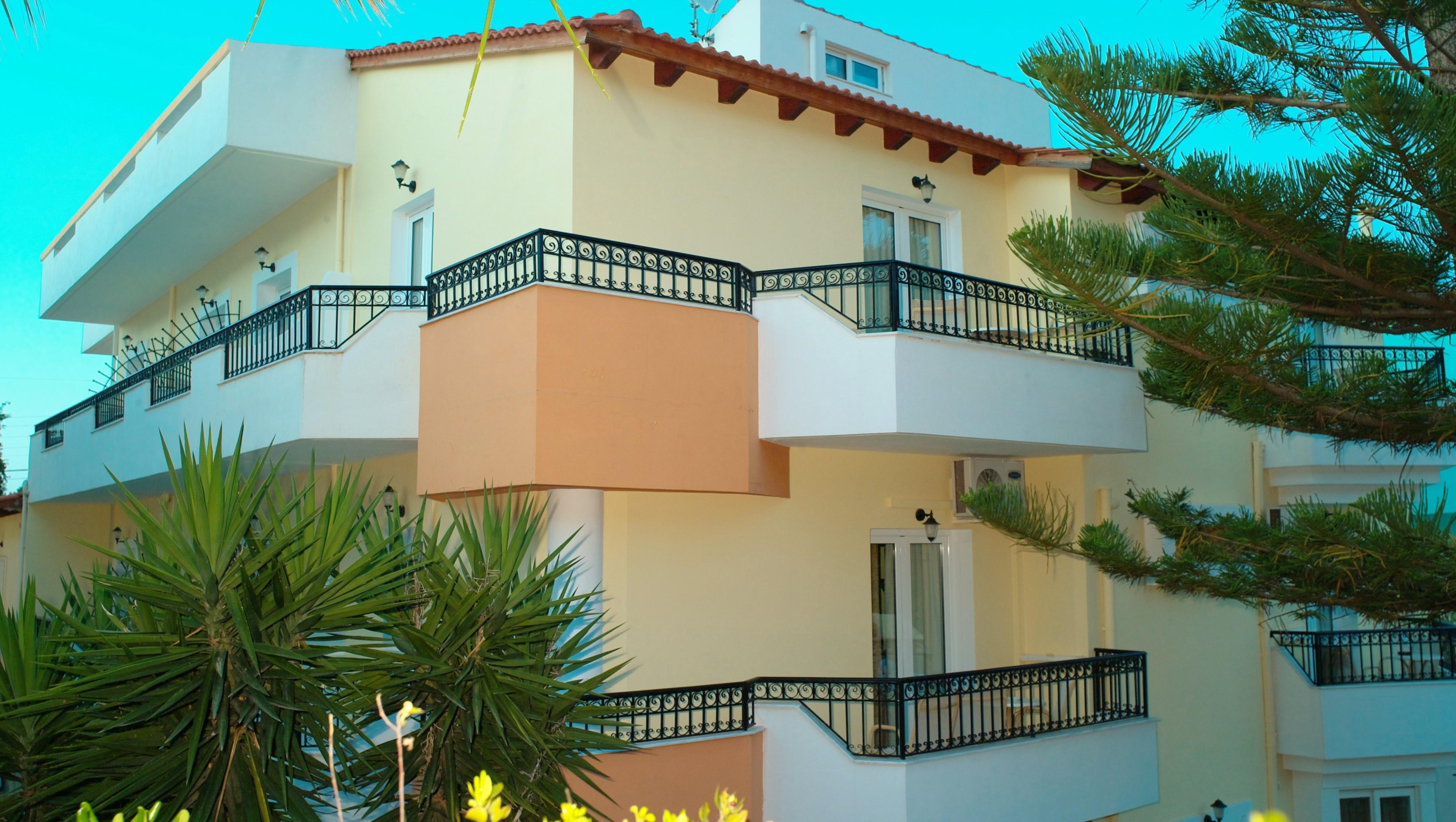 Aparthotel Camelot Royal Beds By Estia 3*
